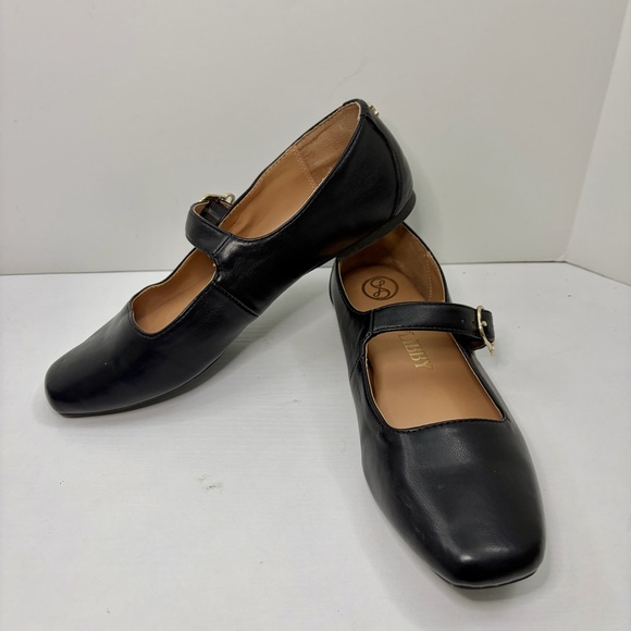 Sam & Libby Fredi Black Mary Jane Gold Buckle Leather Flats Size 8 1/2 - Picture 2 of 16